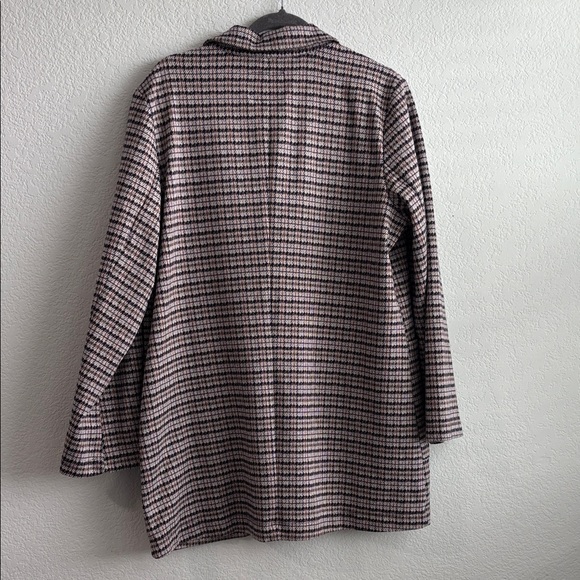 Sanctuary Women's Black and White Plaid Blazer - Picture 3 of 6